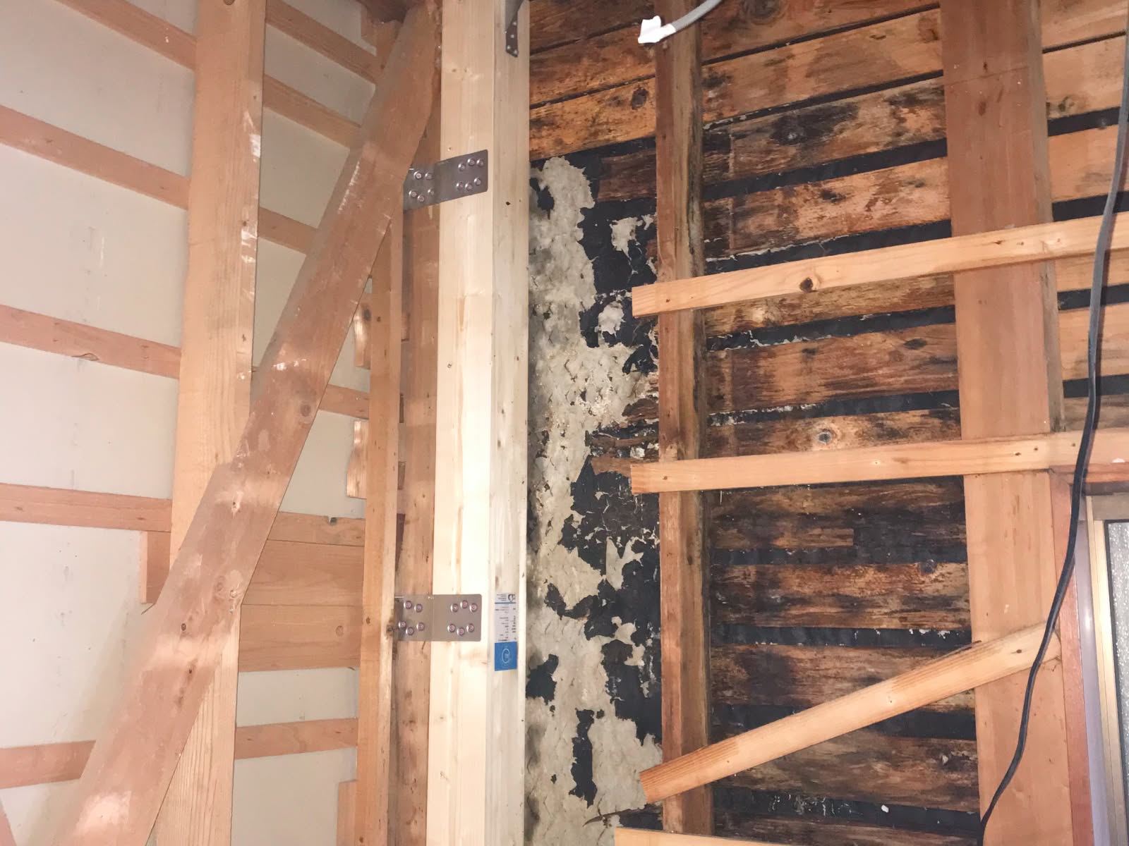 外壁からの雨水侵入に対するリフォーム